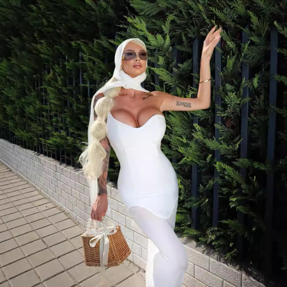 Dame elegant aftenkjole i klassisk stil Stilla