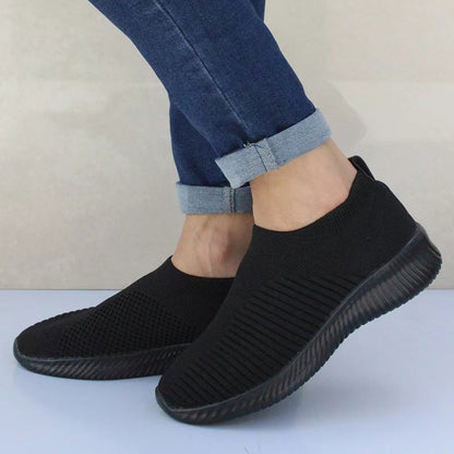 Dame åndbare Slip-On sneakers med elastisk overdel og skridsikker sål Stilla