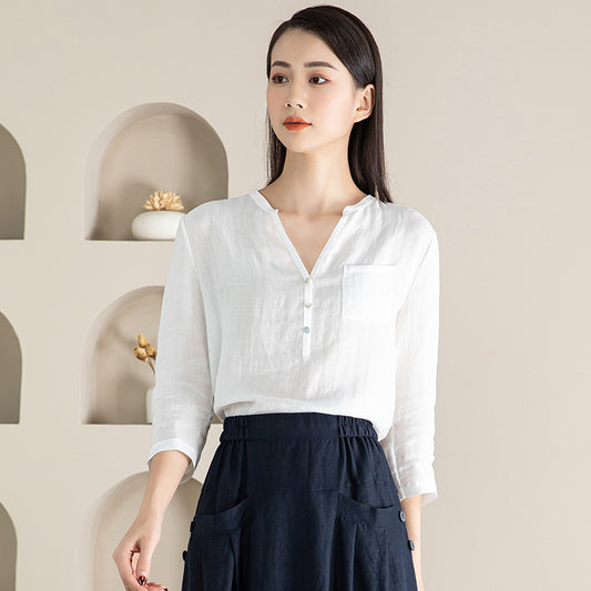 Dame afslappet linnedbluse med knapliste og praktisk brystlomme Stilla