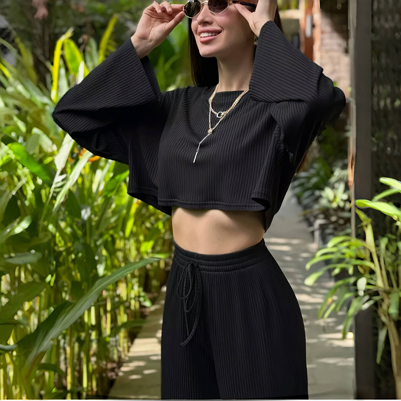 Dame Cropped Sweatshirt og bred Bukser Sæt Stilla