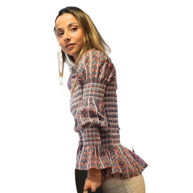 Dame A-linje bluse med blomstermønster og elegante puffærmer Stilla