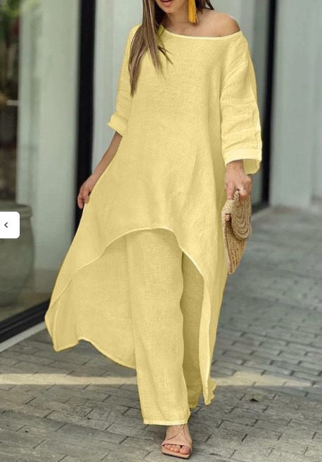 Dame afslappet kombinerbart sæt bestående af oversized top og bred bukser Stilla