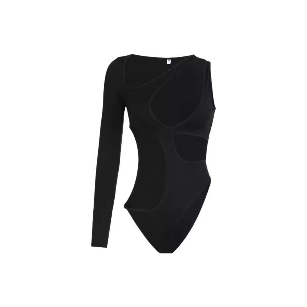 Dame Cut-Out Badedragt med asymmetrisk design og langærmet Stilla