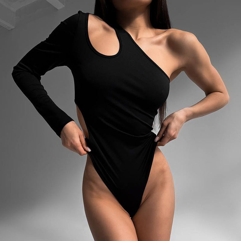 Dame Cut-Out Bodysuit med asymmetrisk design og langærmet Stilla
