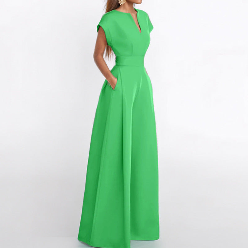 Dame jumpsuit med elegant V-udskæring og bredt ben Stilla