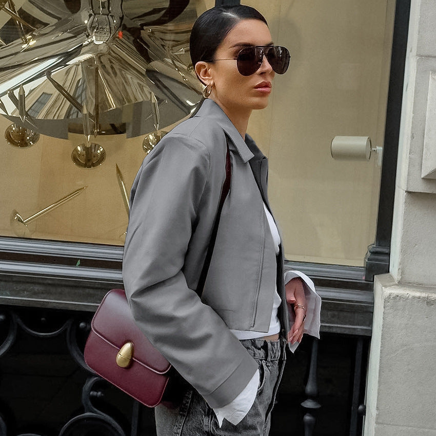 Dame cropped jakke med moderne snit og elegant revers Stilla