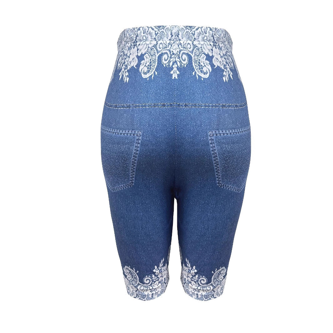 Dame designer-shorts med blomster-spids-og sommerfugle-applikationer Stilla