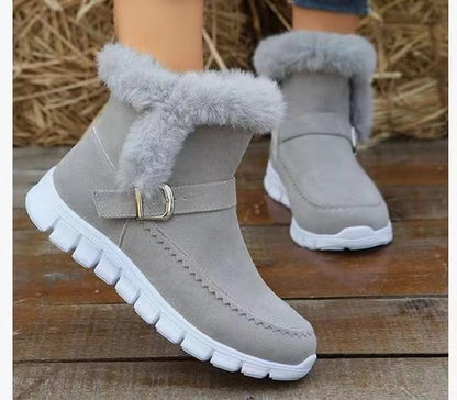 Dame vinterstøvler med hyggeligt indvendigt for og moderne spænde Stilla