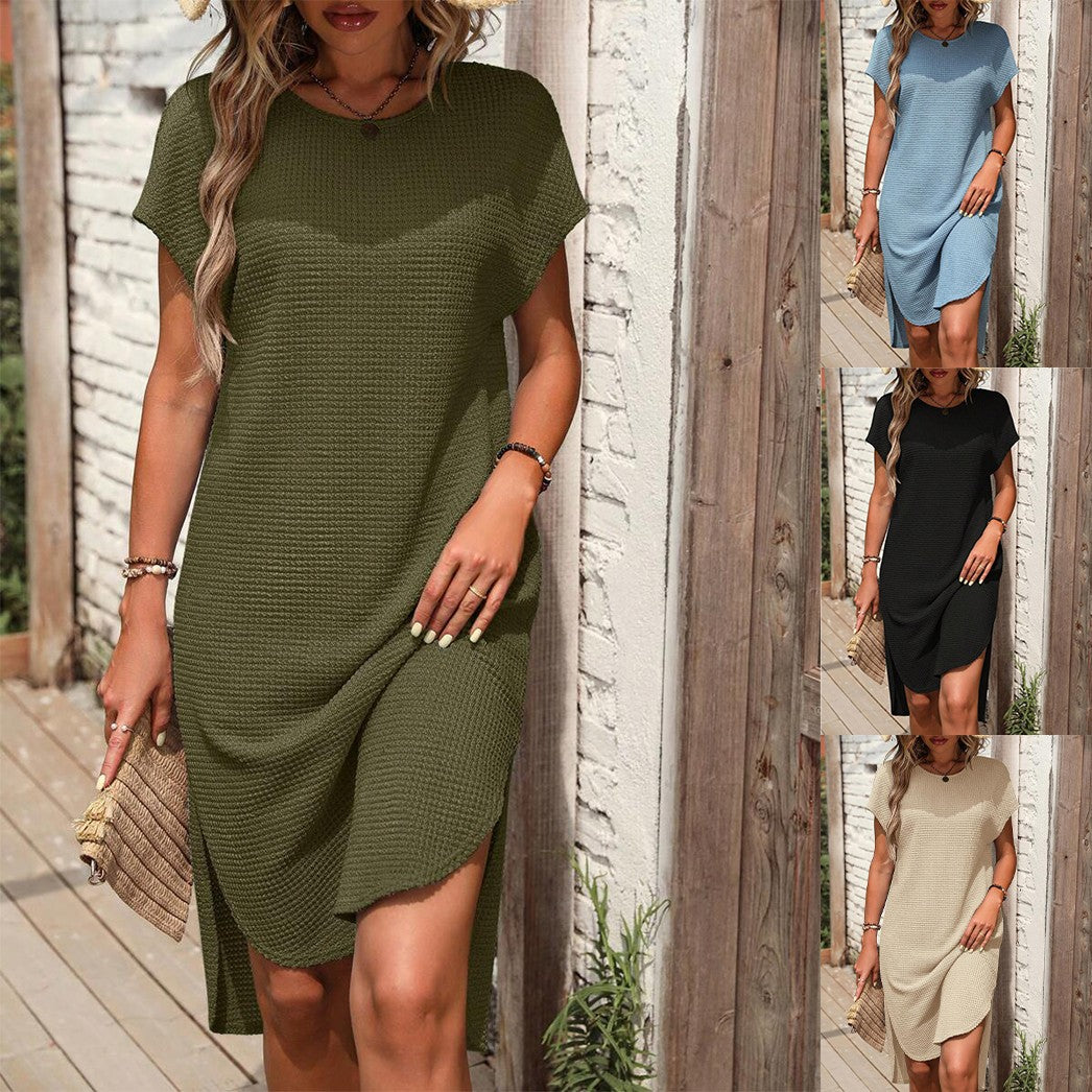 Dame afslappet midi-kjole med struktureret stof og sidelængder Stilla