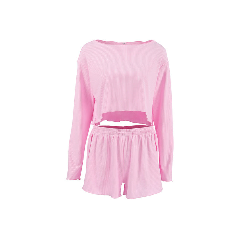 Dame afslappet lounge-sæt med cropped top og shorts lavet af fint strukturgarn Stilla