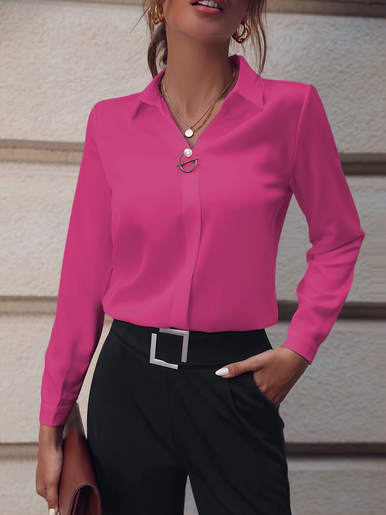 Dame elegant bluse med moderne krave Stilla