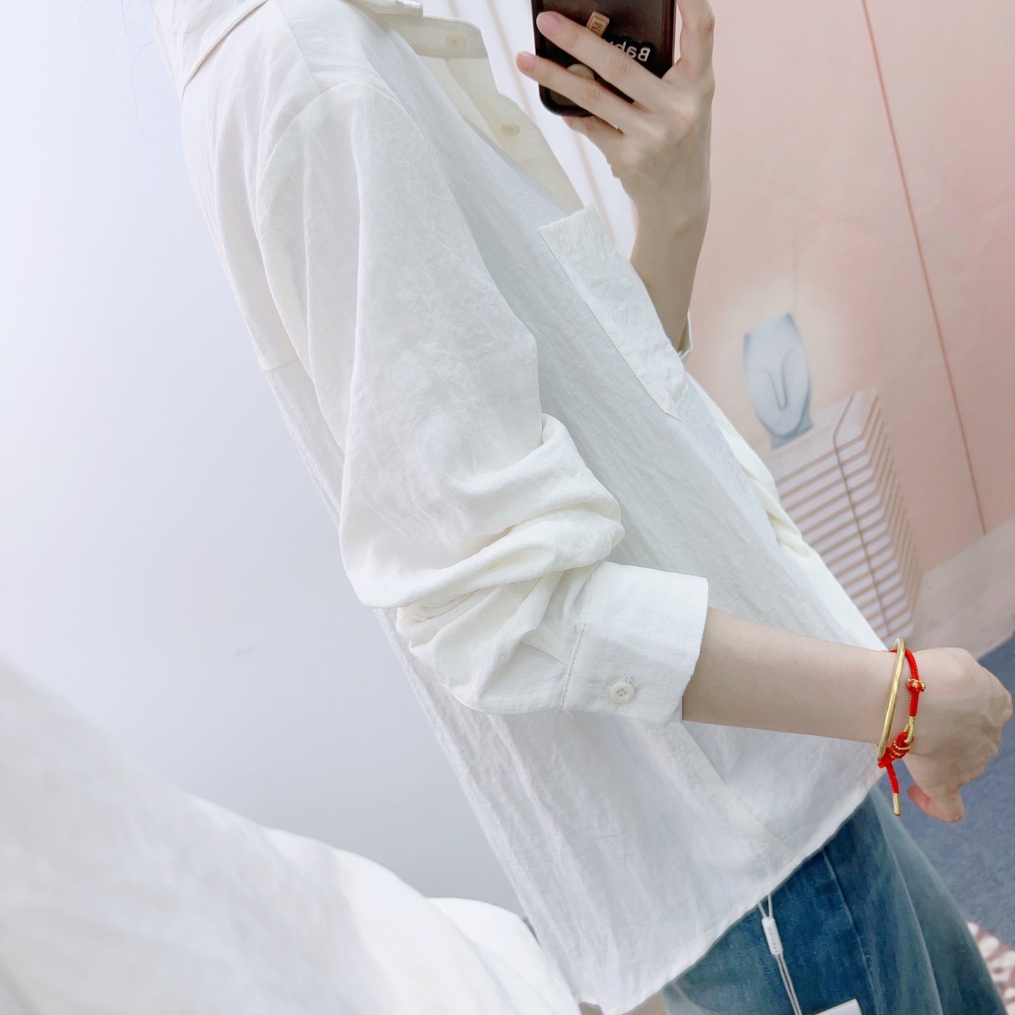 Dame elegant bluse med fine spidse detaljer og afslappet snit Stilla