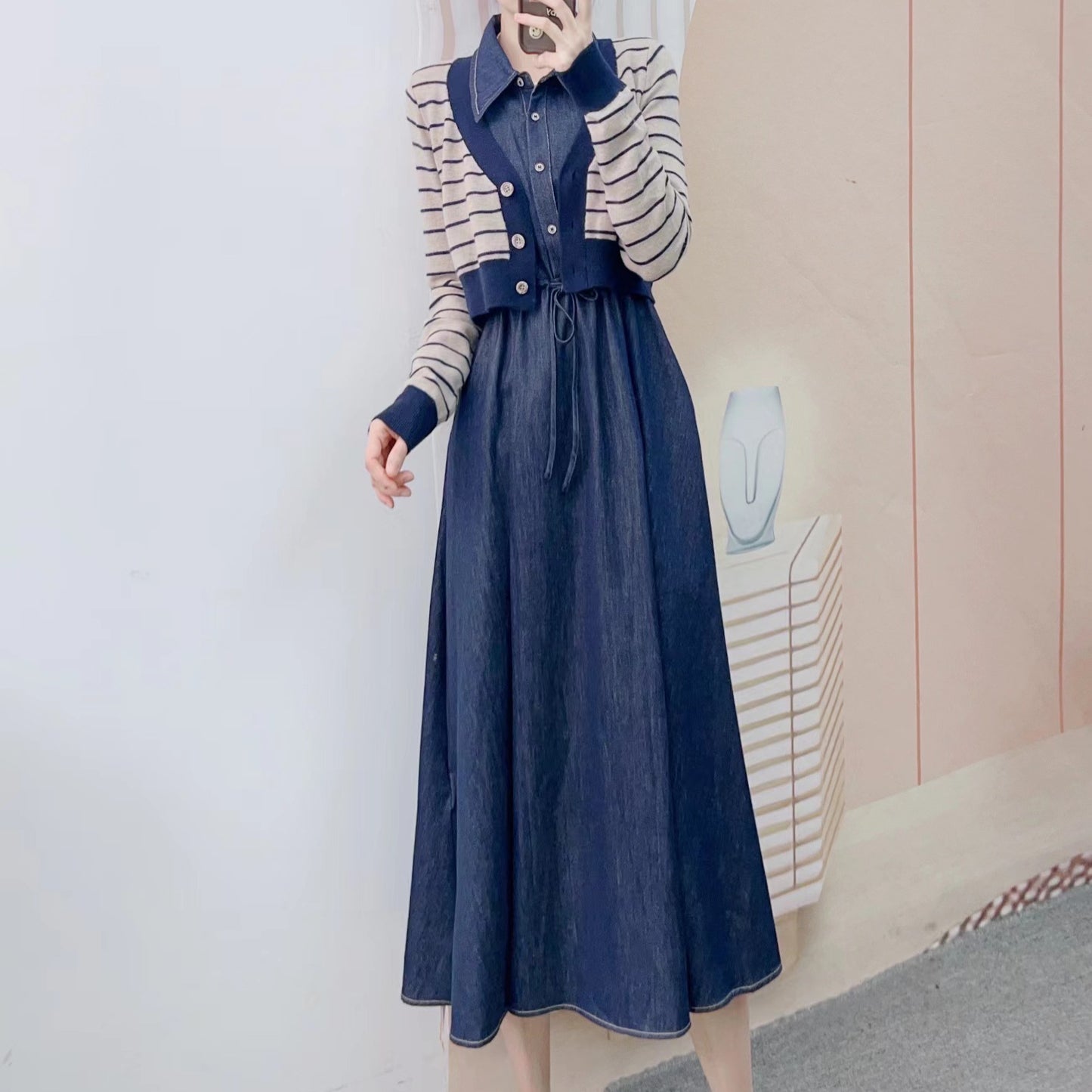 Dame Denim Maxikjole med kombineret Cardigan og taljerbar talje Stilla