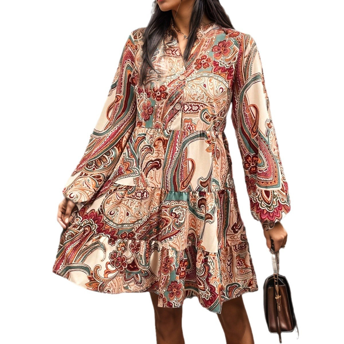 Dame Elegant Blusenkjole med Paisley-mønster og feminint taljeudsnit Stilla