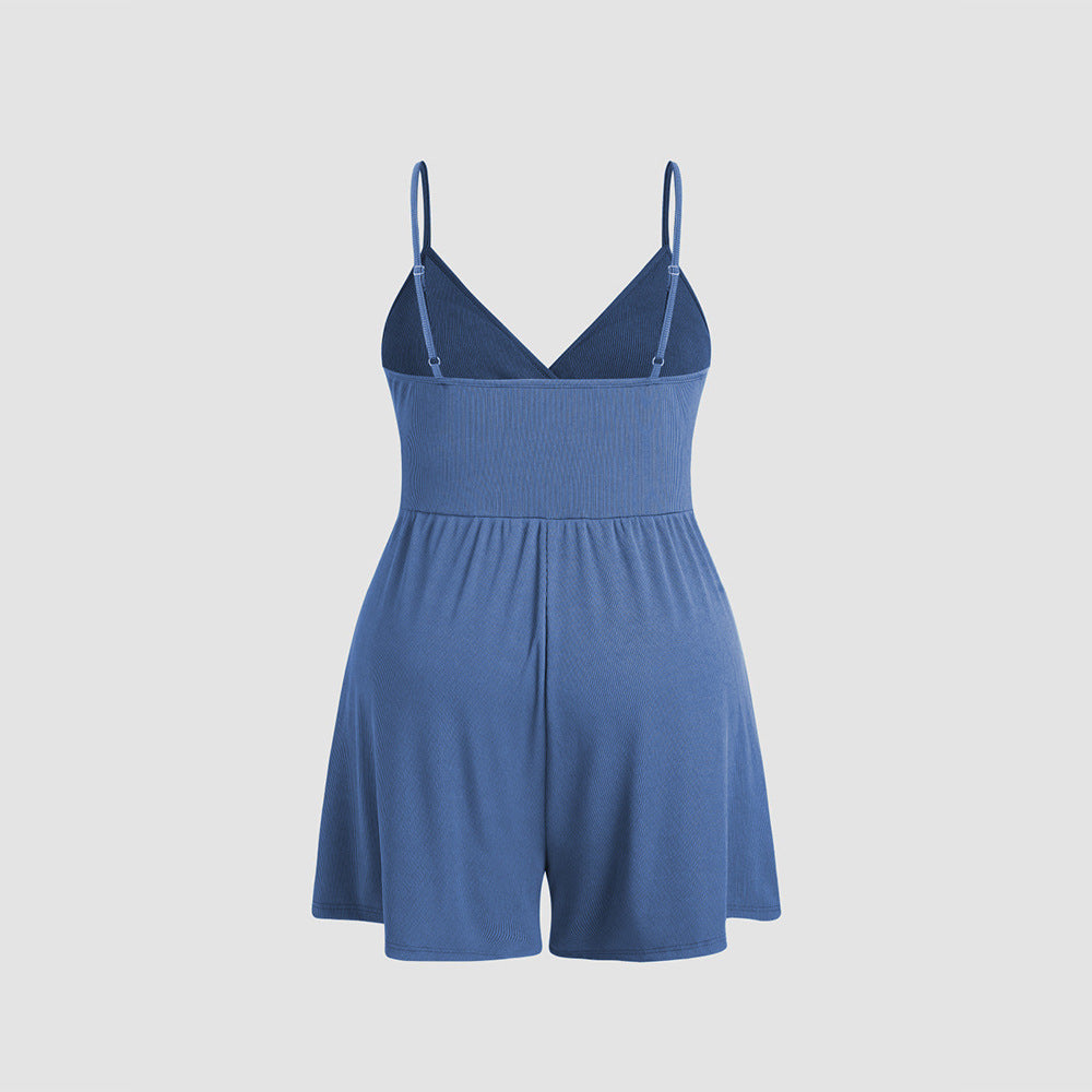 Dame jumpsuit med moderne indpakningsdesign og elegant taljering Stilla