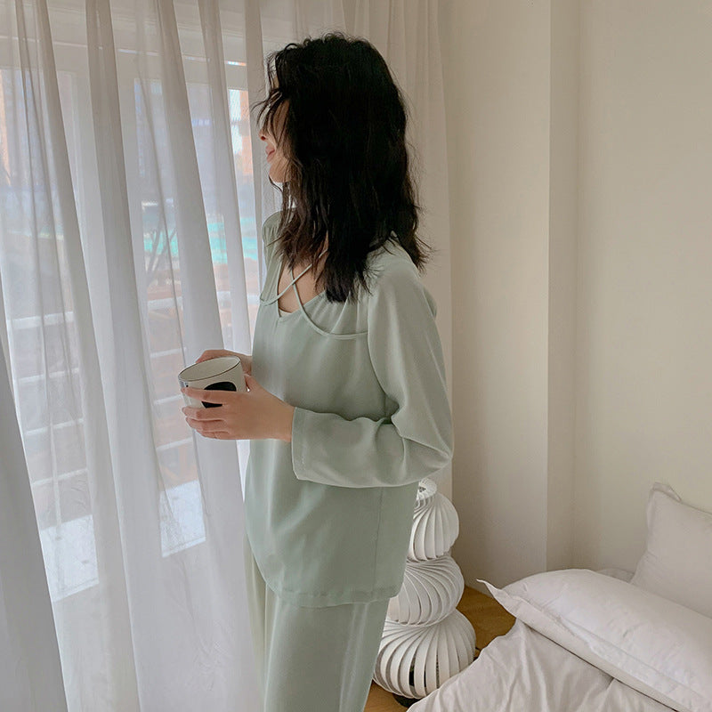 Dame afslappet satin-pyjamasæt med elegant knude-udskæring og bredt ben Stilla