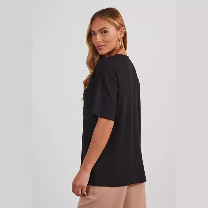 Dame afslappet oversized T-shirt med brystlomme og høj kvalitets bomuldsblanding Stilla