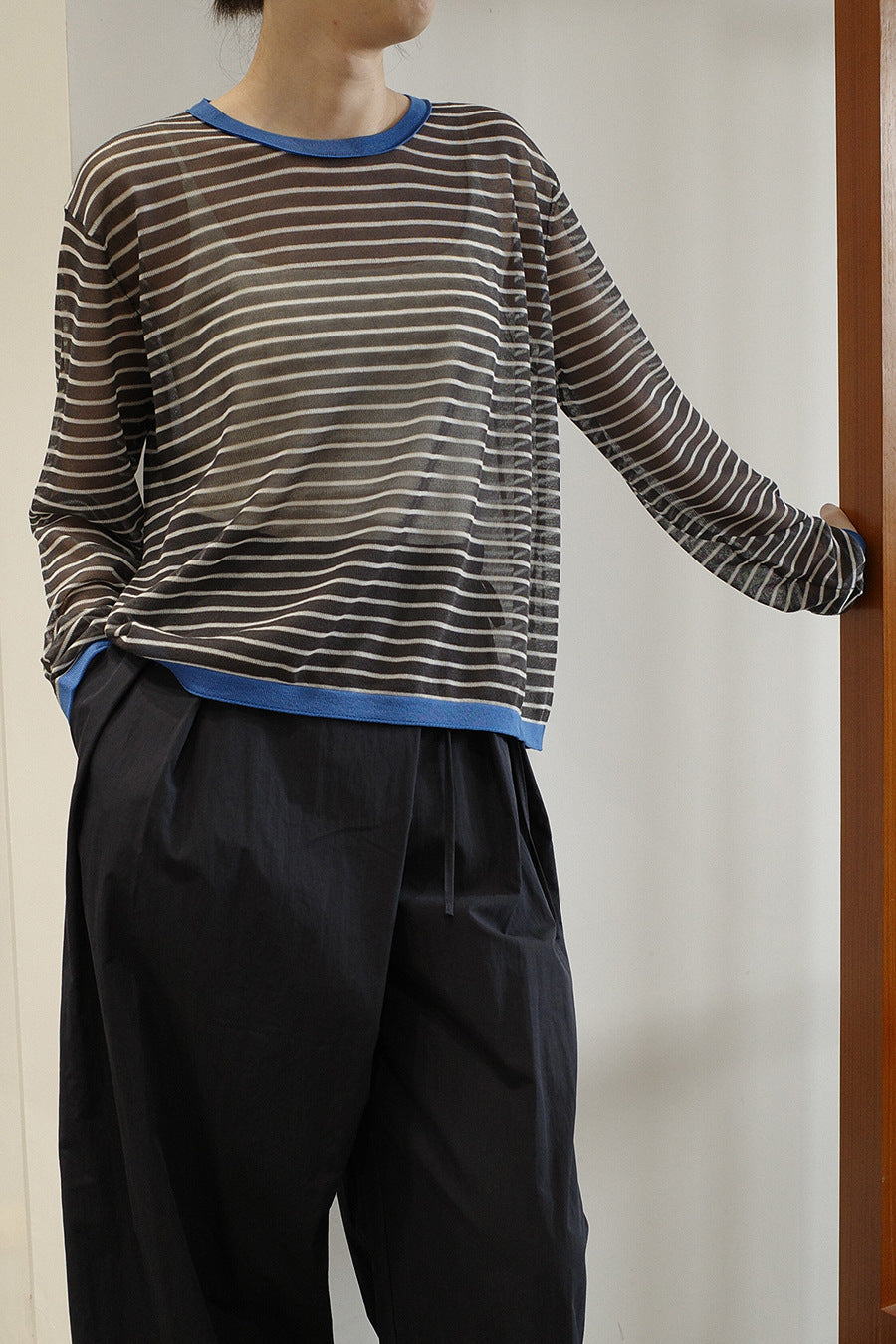 Dame - Lækkert, stribet oversized T-shirt med kontrastdetaljer Stilla