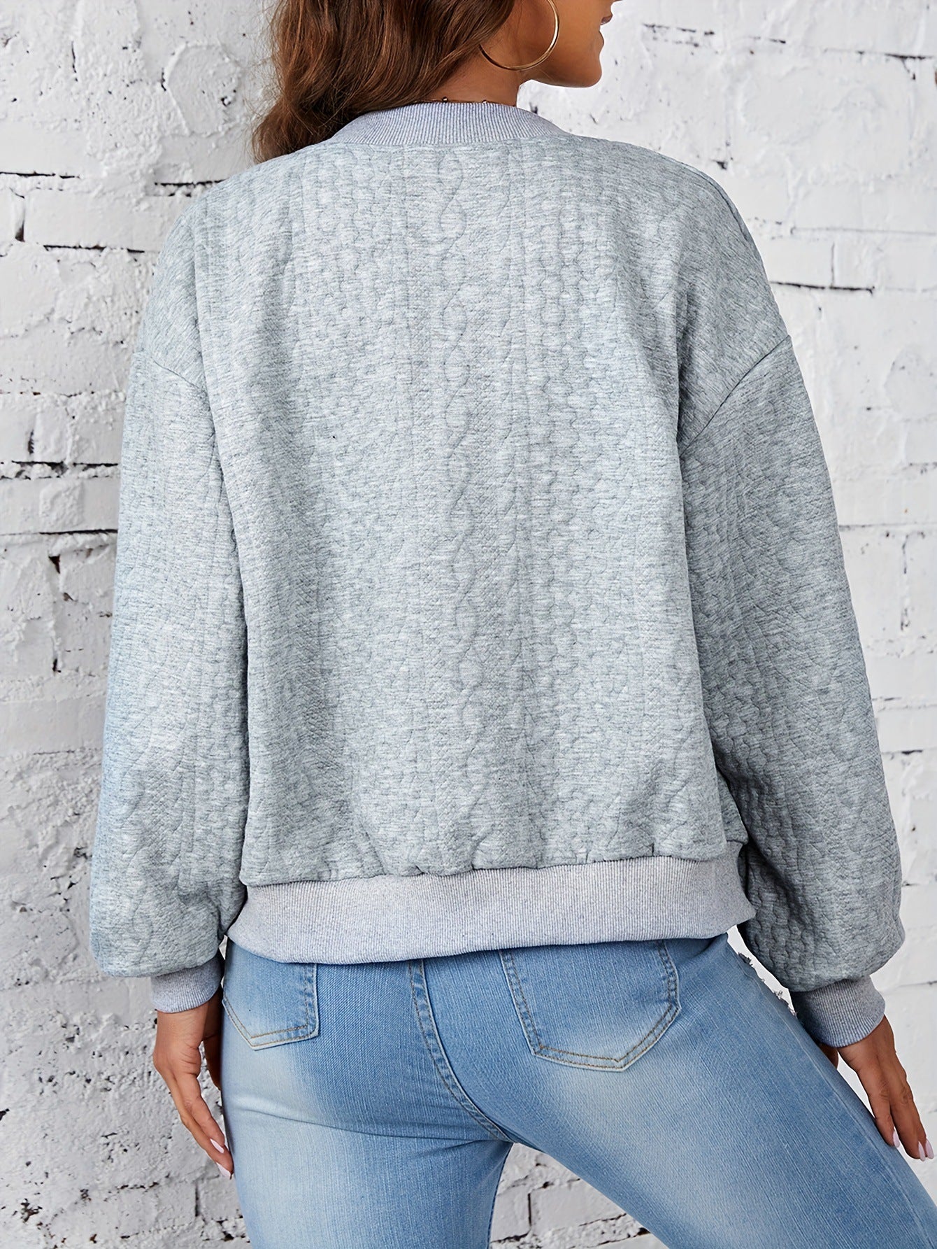 Dame afslappet og moderigtig bomberjakke med struktureret stof Stilla