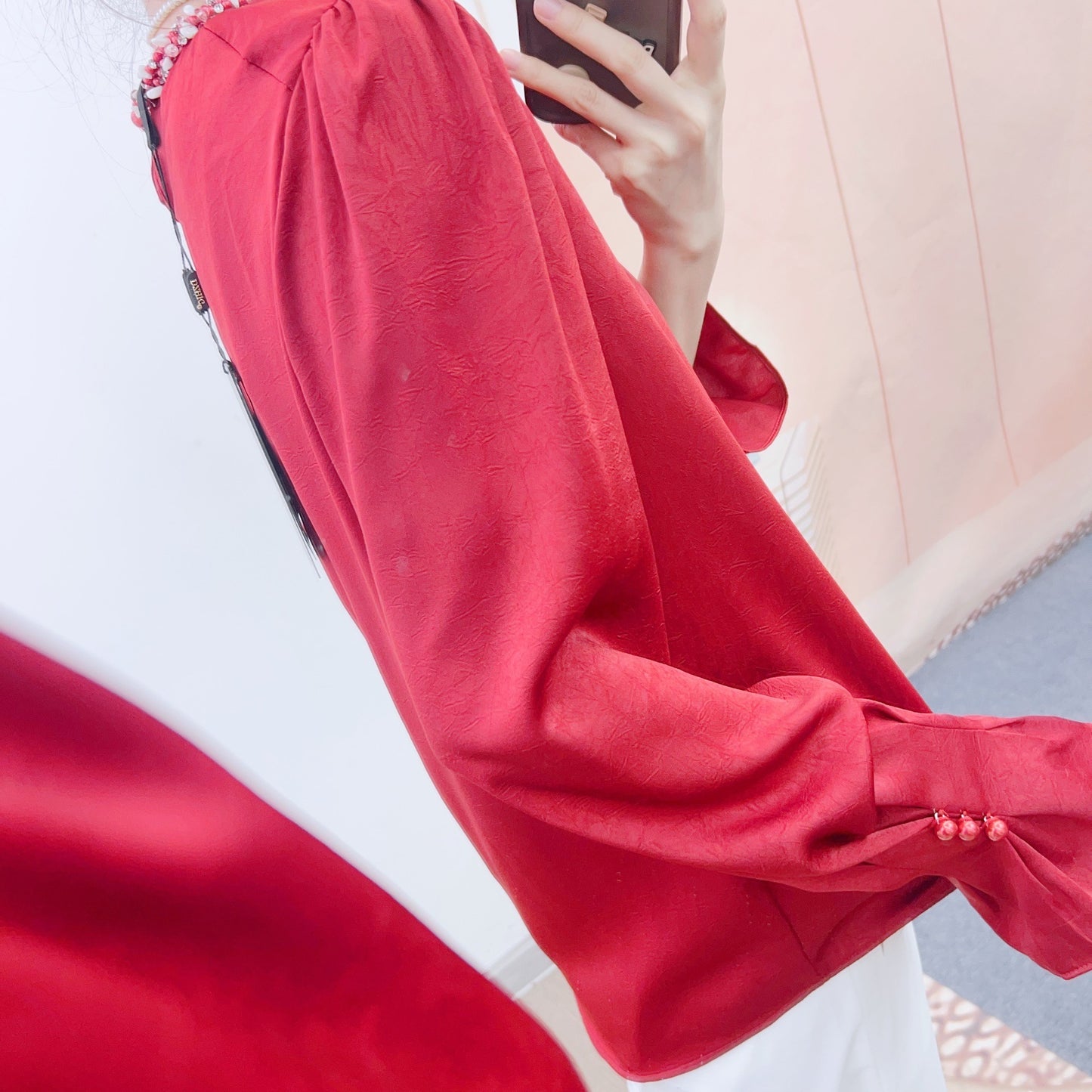 Dame Edel elegant bluse med unikt krave-design og struktureret overflade Stilla