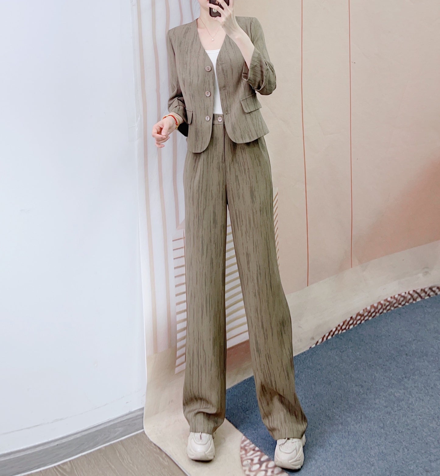 Dame elegant blazer-bukser sæt med smal pasform og dekorative knapdetaljer Stilla