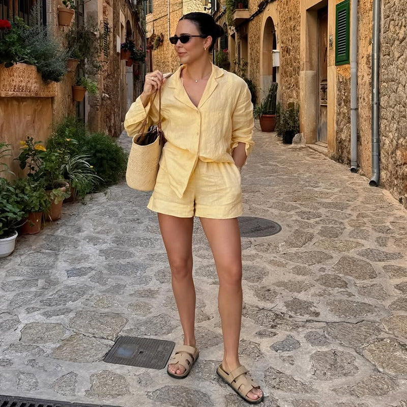 Dame Sommerligt Lin-Set med korte shorts og afslappet bluse Stilla