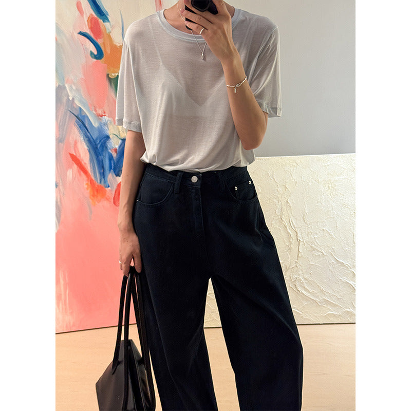 Dame afslappet oversized T-shirt lavet af høj kvalitet bomuldsblanding med bred rund halsudskæring Stilla