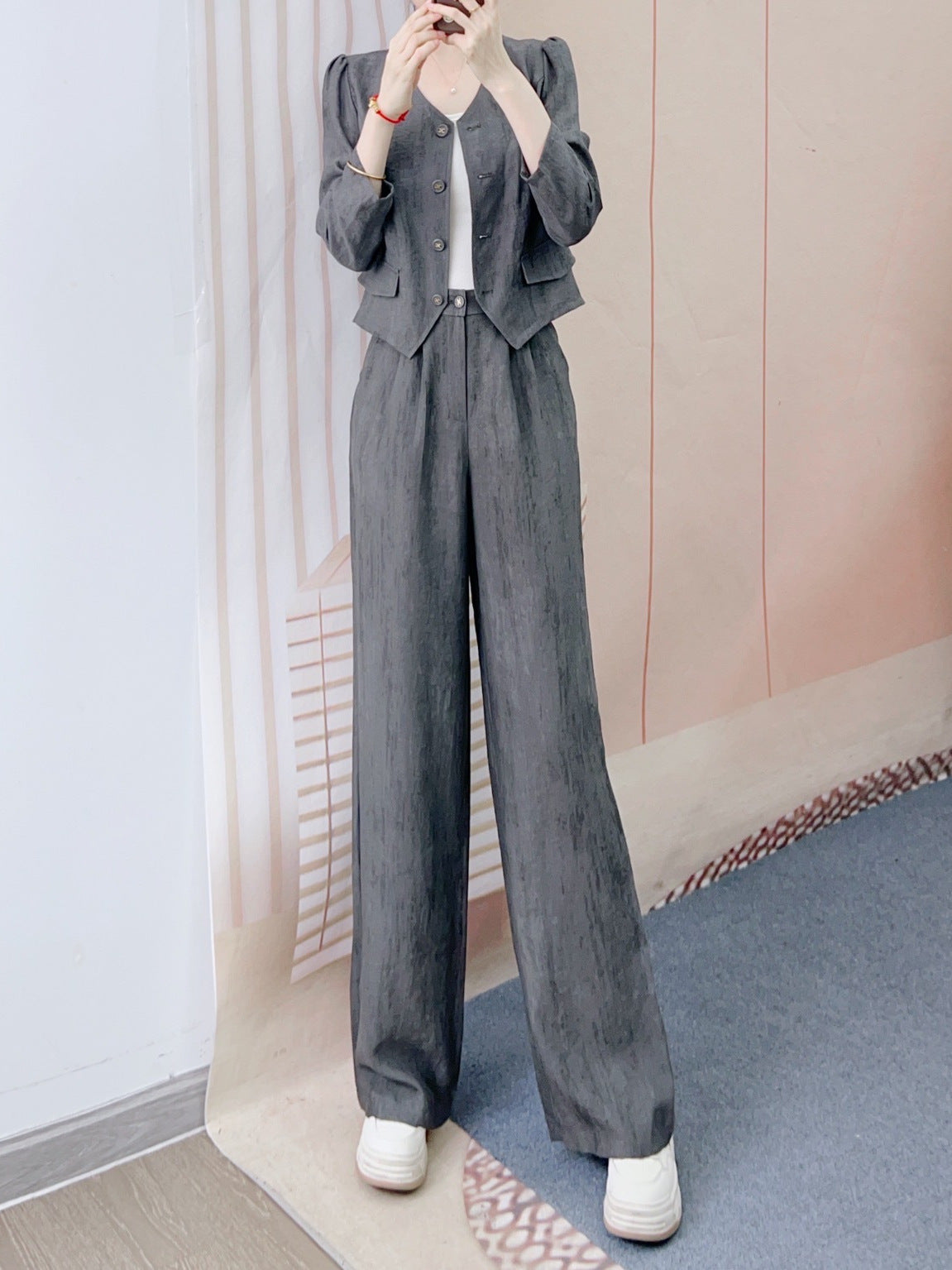 Dame elegant blazer-bukser-sæt med høj talje og struktureret design Stilla