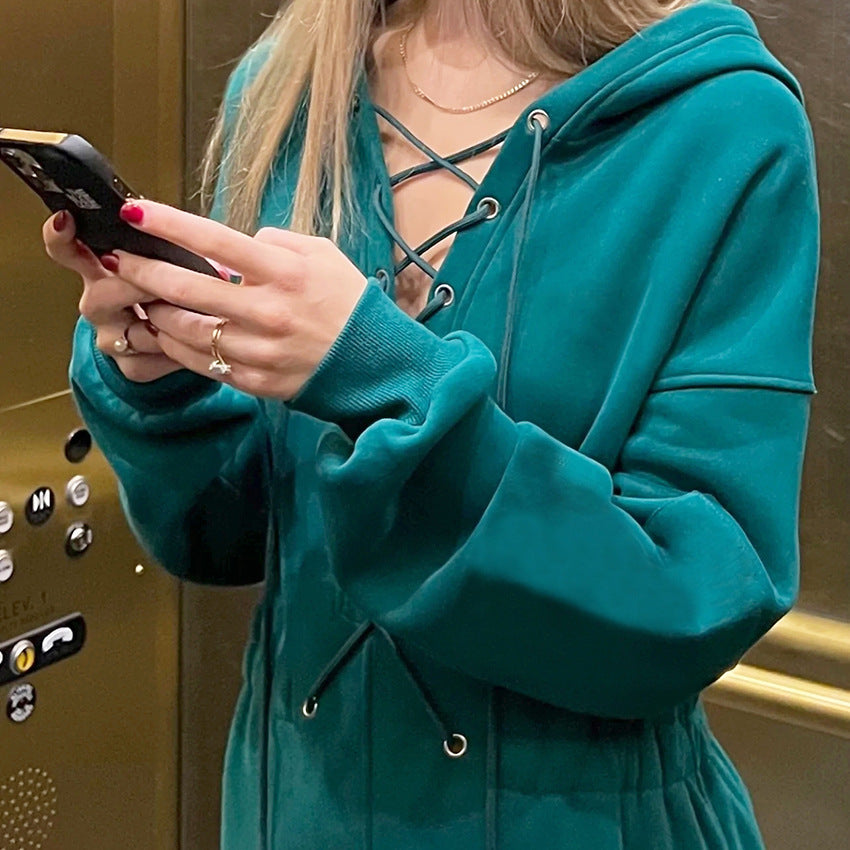 Dame afslappet hætte-jumpsuit med snøret udskæring og sidelommer Stilla