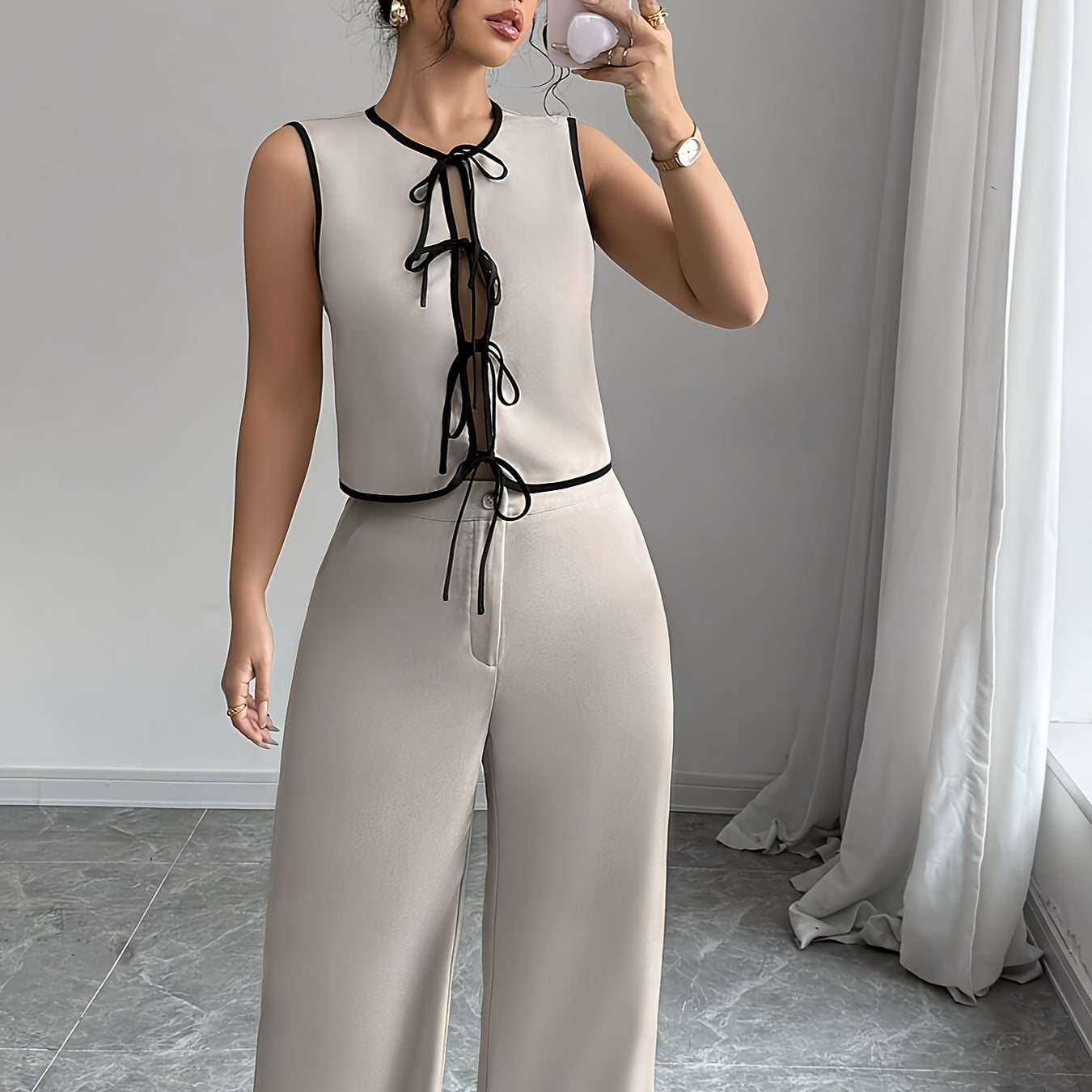 Dame Elegant Jumpsuit med Ruffle-detaljer og Bindebælte Stilla