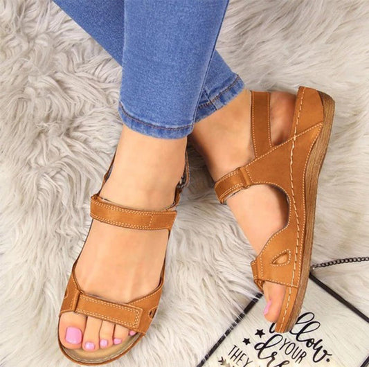 Dame komfortable sandaler med justerbare stropper og anatomisk fodseng Stilla