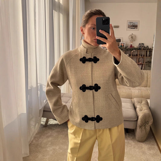 Dame elegant Cabanjakke med dekorativ knaplukning Stilla