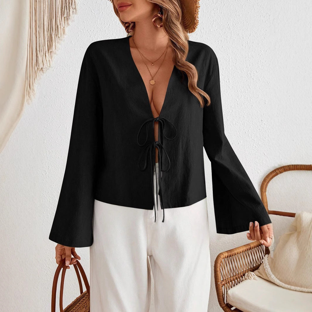 Dame afslappet skjortejakke med dyb V-hals og sløjfe lukning Stilla