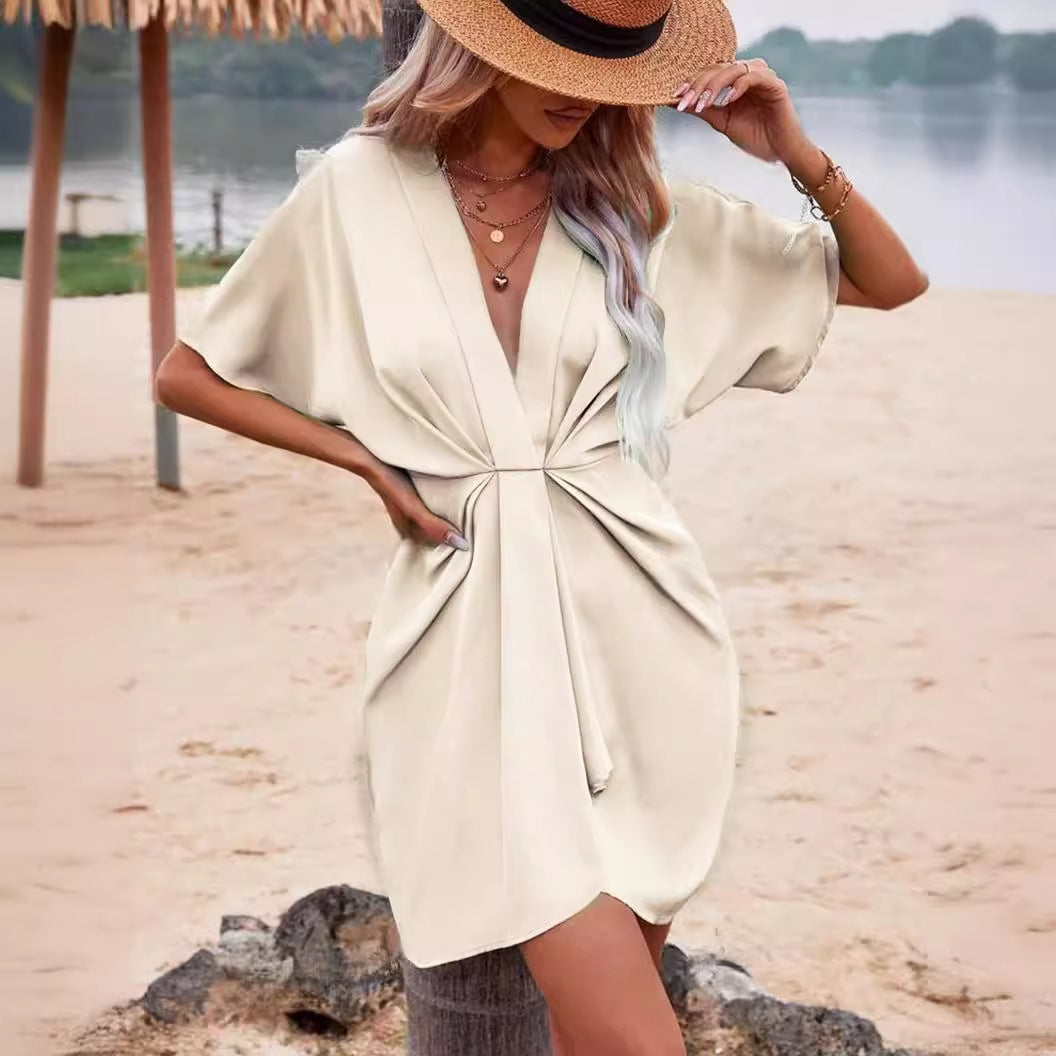 Dame afslappet omslagkjole med dyb V-udskæring og vide ærmer Stilla