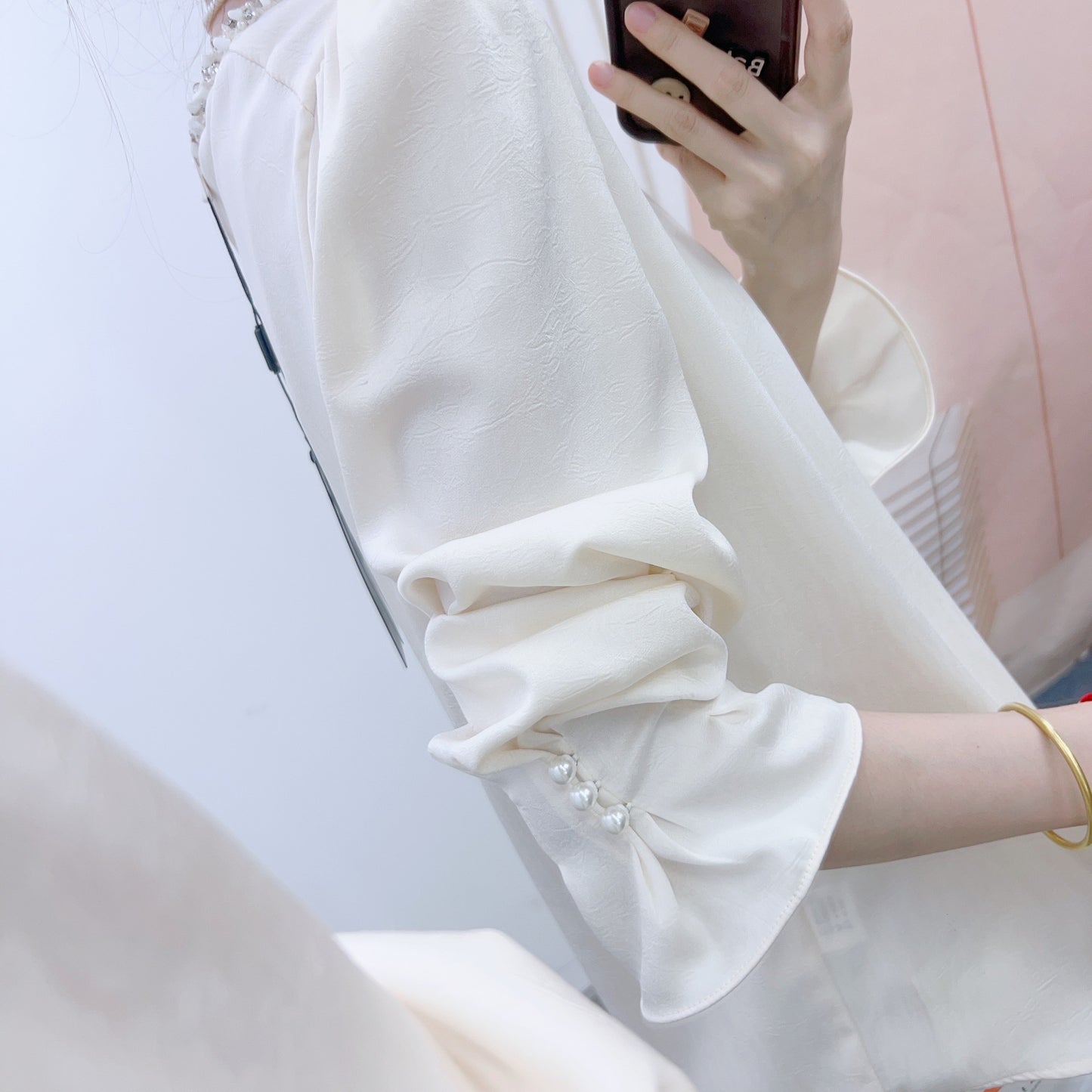 Dame Edel elegant bluse med unikt krave-design og struktureret overflade Stilla