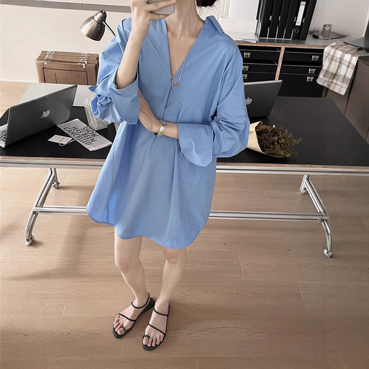 Dame afslappet og elegant bluse med asymmetrisk kant Stilla