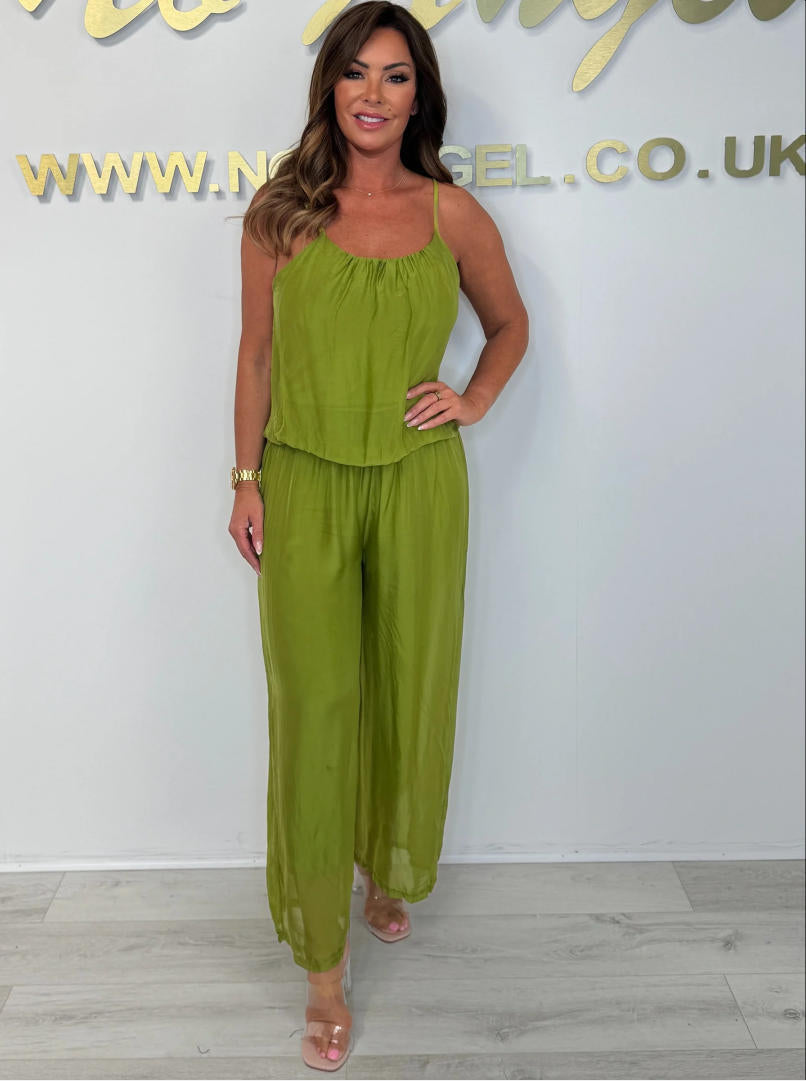 Dame Elegant Jumpsuit med flydende stof og løs pasform Stilla
