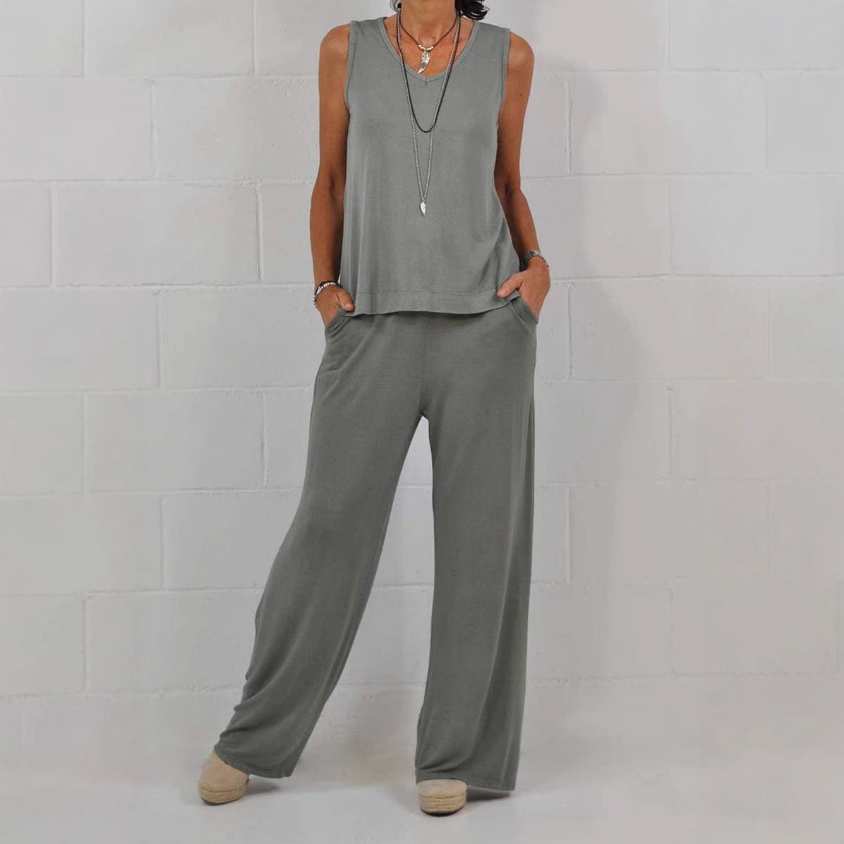 Dame afslappet sommeroutfit med bred pasform Stilla