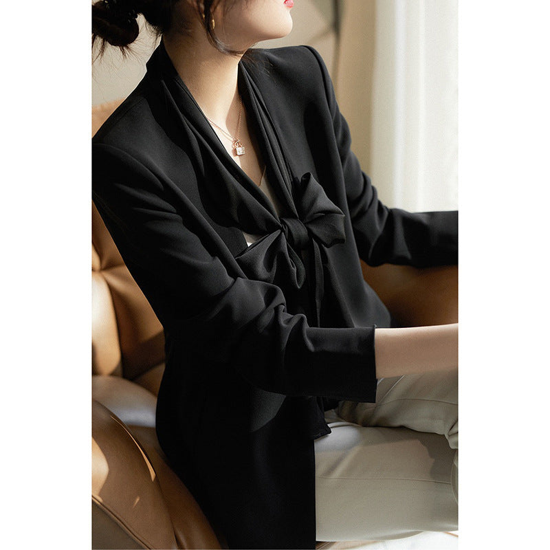 Dame elegant blazerjakke med fletkrave og stilfuld bindebælte Stilla