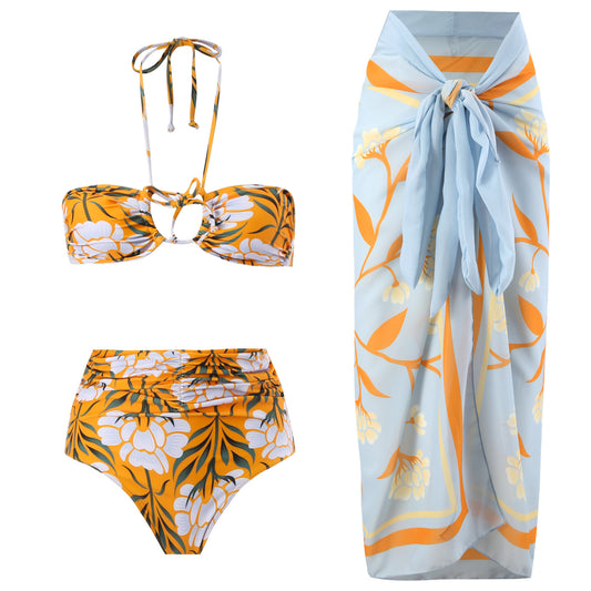 Dame bikinisæt med blomsterdesign og smart omslagsskjørt Stilla