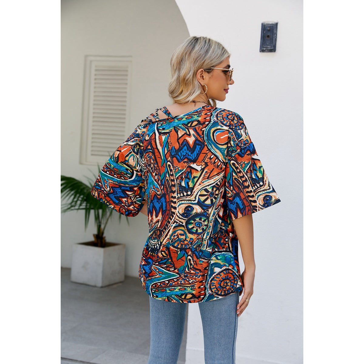 Dame afslappet oversized top med farverigt mønster og bred pasform Stilla