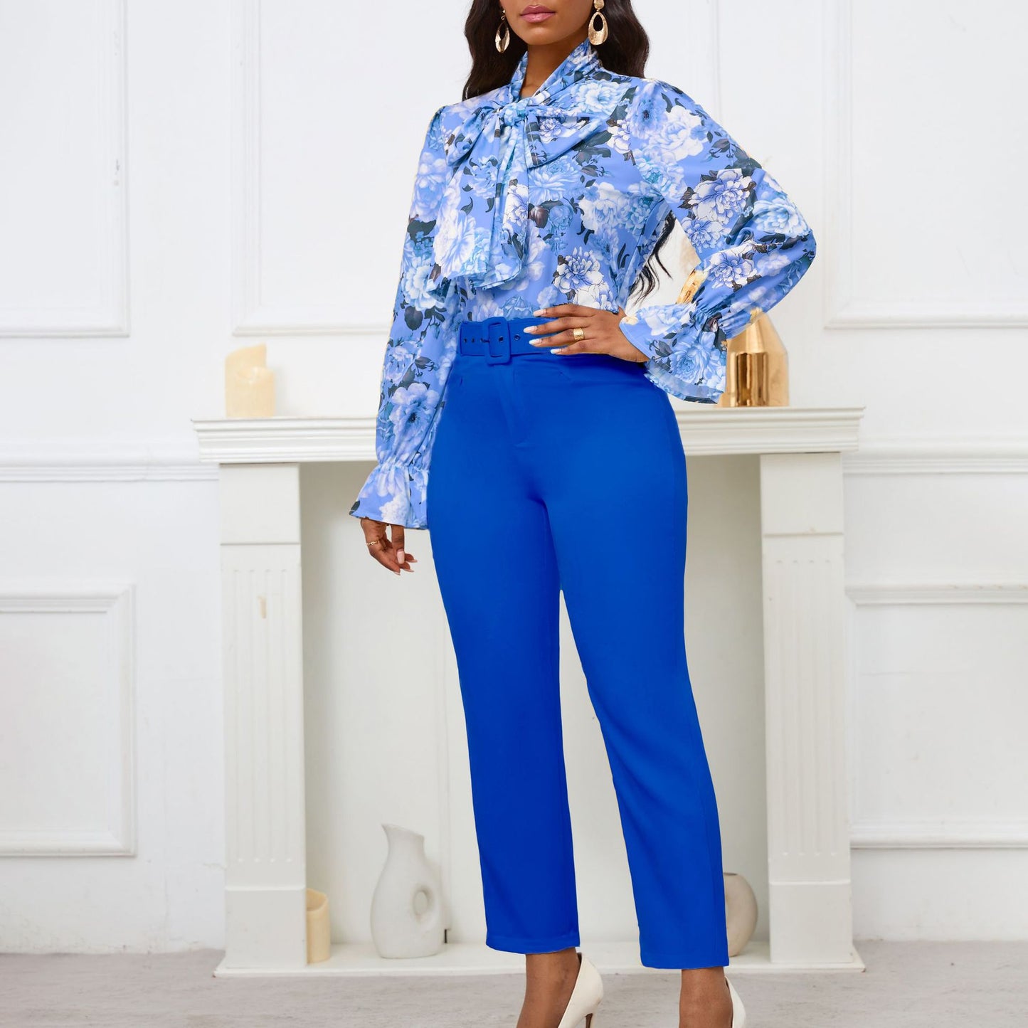 Dame sæt med elegant bluse og stilfulde bukser Stilla