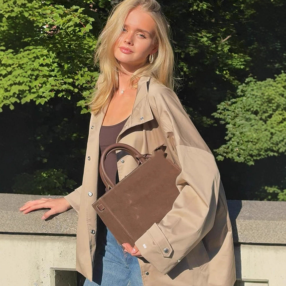 Dame afslappet oversized jakke med praktiske lommer Stilla