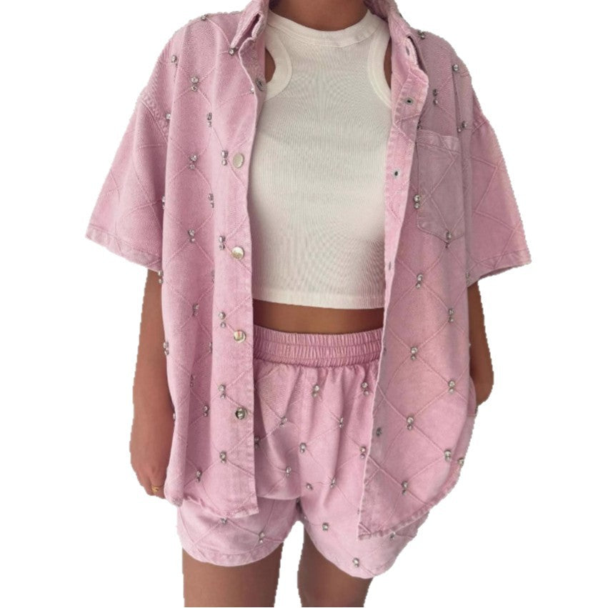 Dame afslappet og stilfuldt sæt bestående af kortærmet bluse og shorts Stilla