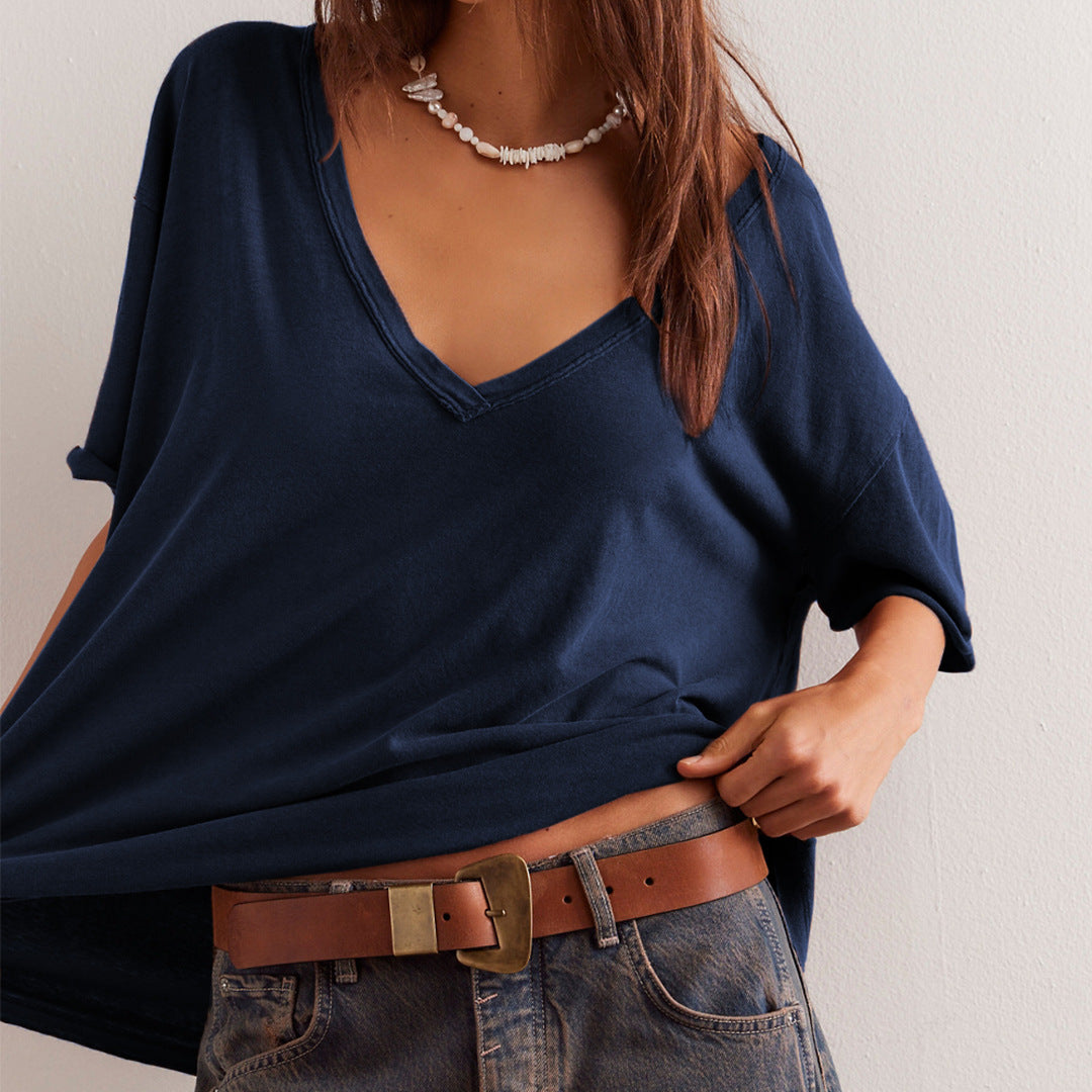 Dame afslappet oversized T-shirt med dyb V-udskæring og fine spidse accenter Stilla