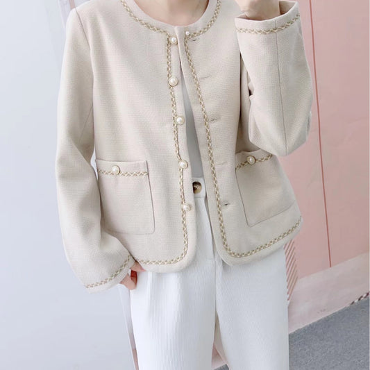 Dame elegant Boucle-jakke med perleknapdetaljer og praktiske lommer Stilla