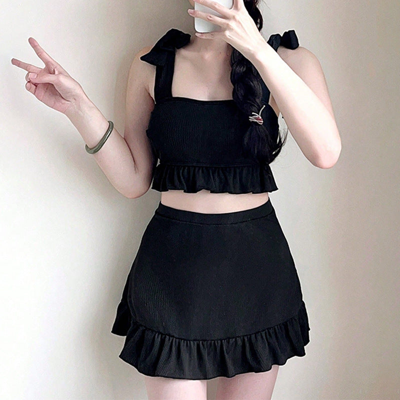 Dame Crop-Top og shorts med legende flæsekantdesign Stilla