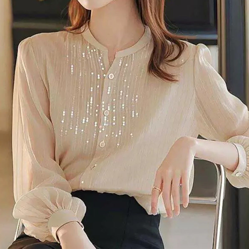 Dame elegant bluse med fine detaljer og glitrende applikationer Stilla