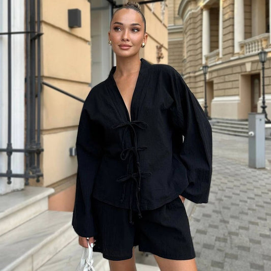 Dame afslappet kortærmet sweater og shorts sæt med snoretræk og moderne design Stilla