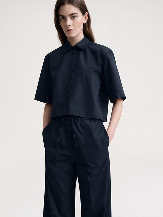 Dame cropped bluse med elegante detaljer og højkvalitetsstof Stilla